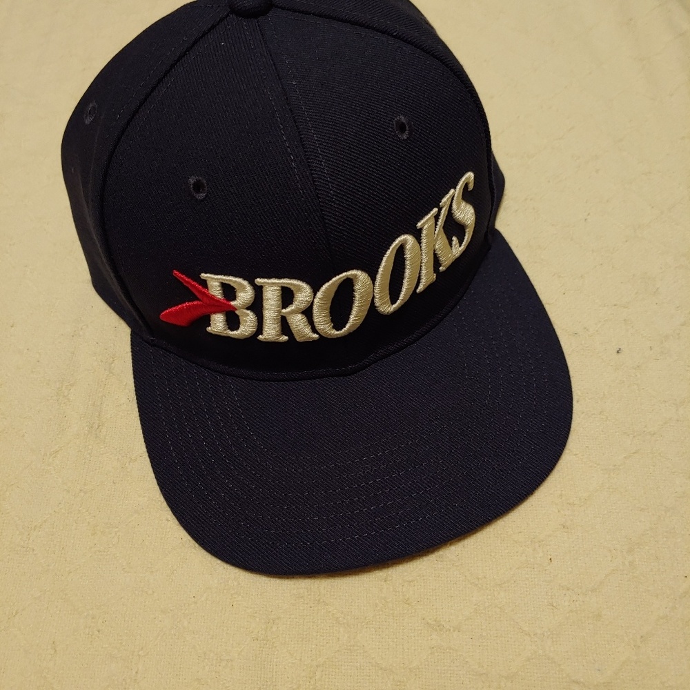 Brooks cap #54